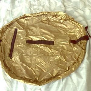 Lay/N/Go cosmetic bag